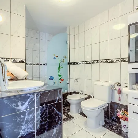 Meri Apartment *